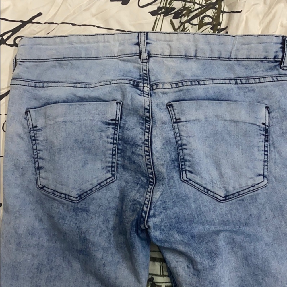 Jeans - Picture 4 of 5